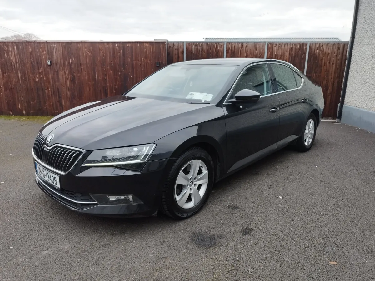 Skoda Superb 2.0tdi auto 2019 low km - Image 1