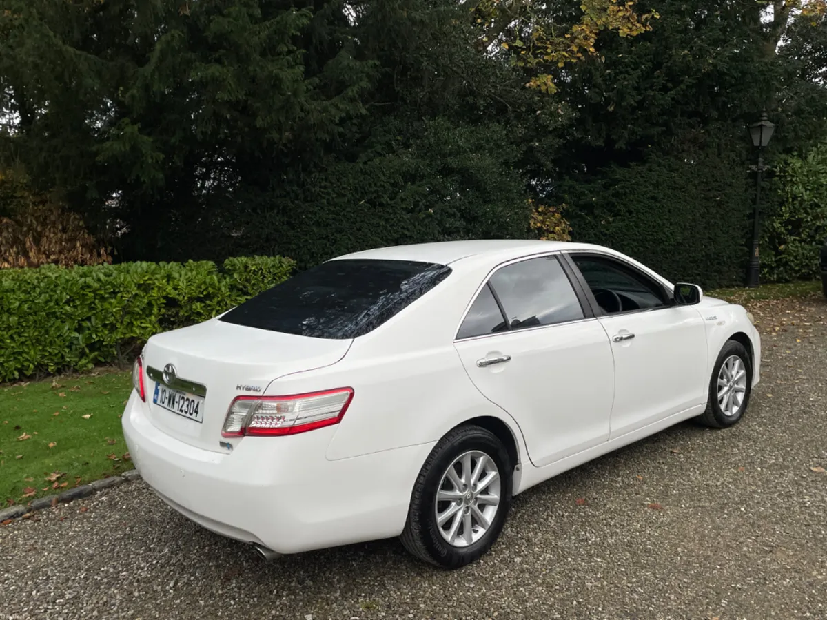 Toyota Camry 2010 2.4 Hybrid New NCT - Image 3
