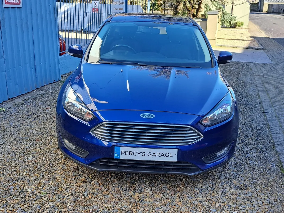 Ford Focus 2017 - Image 2