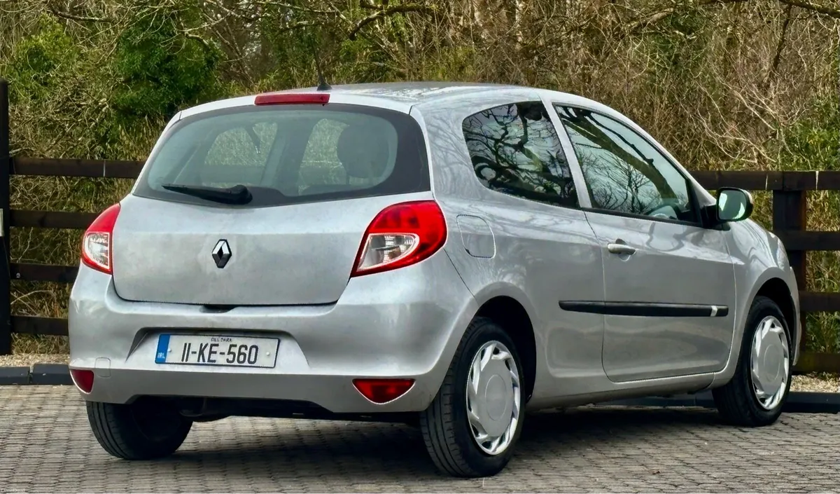Renault Clio - Image 4