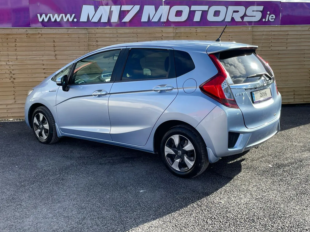 HONDA FIT LOW KMS - Image 4