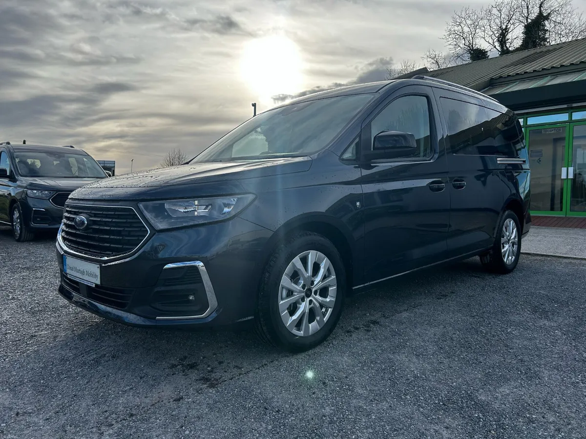 261 Wheelchair Car - Image 3