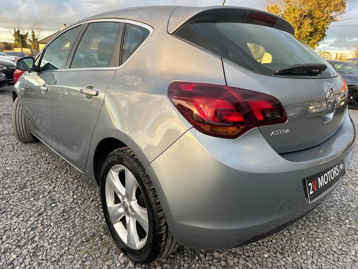 🔵 Vauxhall/Opel Astra 1.4 SRI 16V 99BHP 5DR - Image 4