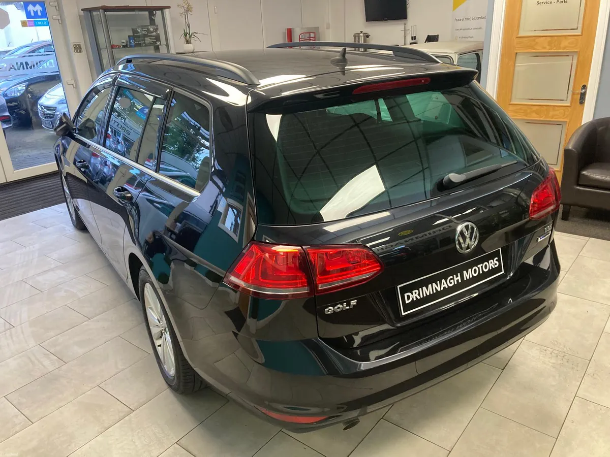 Volkswagen Golf 1.2 Auto estate - Image 3