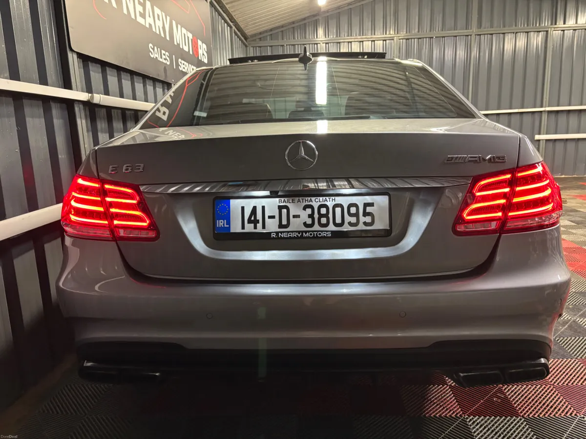 2014 Mercedes-Benz E-Class E63 5.5L Auto - Image 2