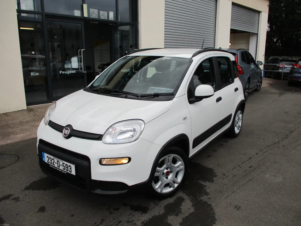 Fiat Panda Hybrid 1.0 2023 - Image 1