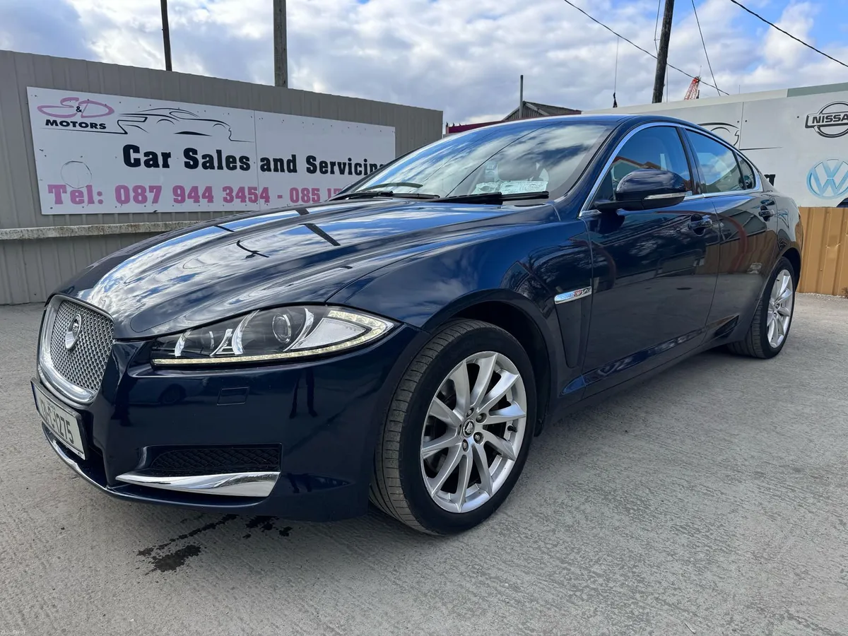131 Jaguar XF 2.2D 163PS LUXURY Low Miles - Image 1