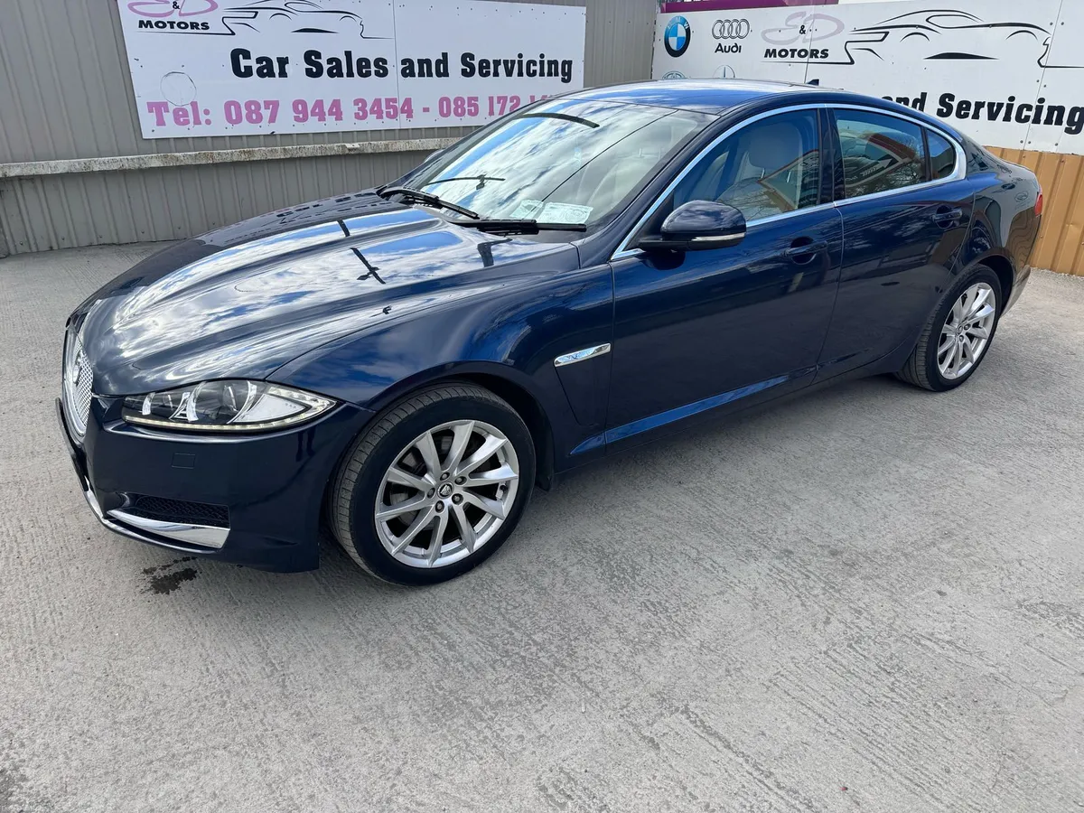 131 Jaguar XF 2.2D 163PS LUXURY Low Miles - Image 6