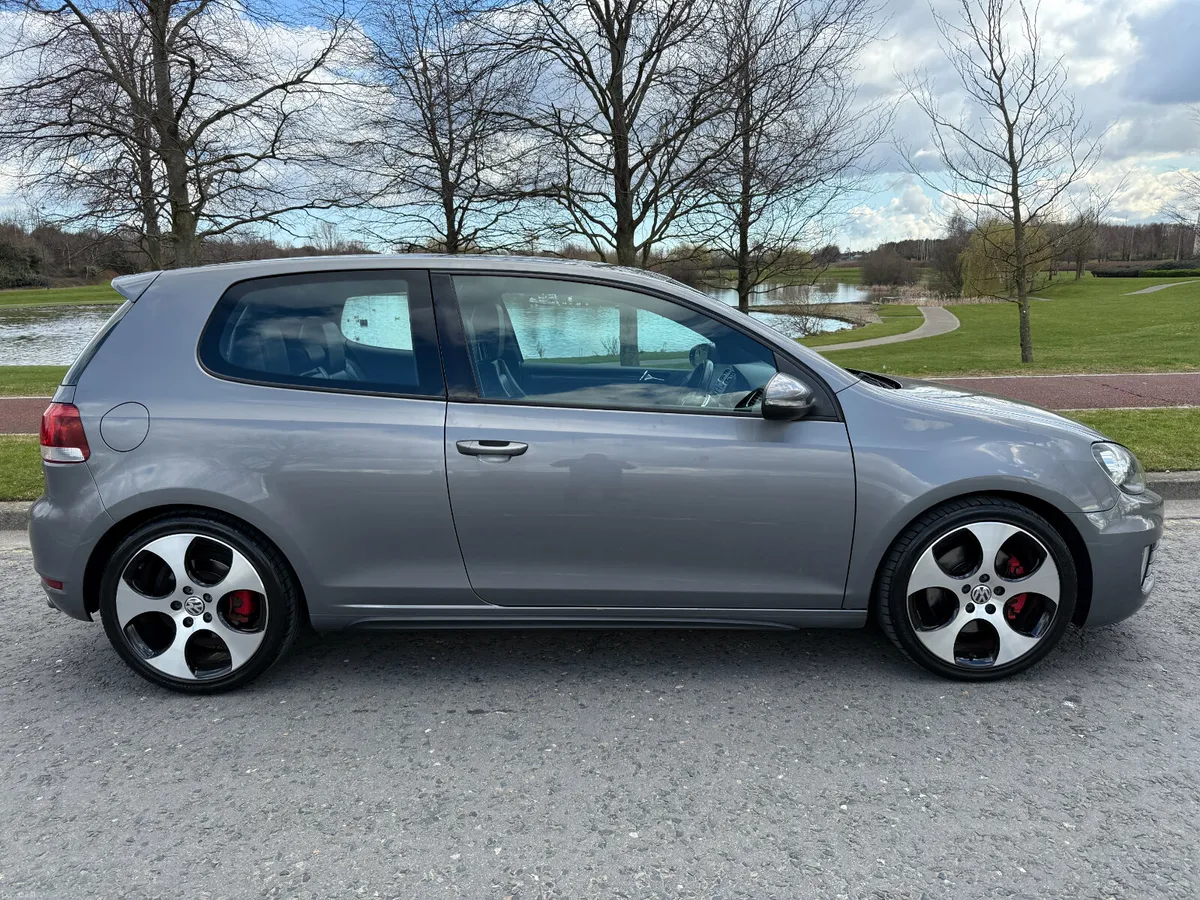 2.0 GTI DSG **ONE OWNER** LOW MILEAGE IRISH CAR** - Image 4