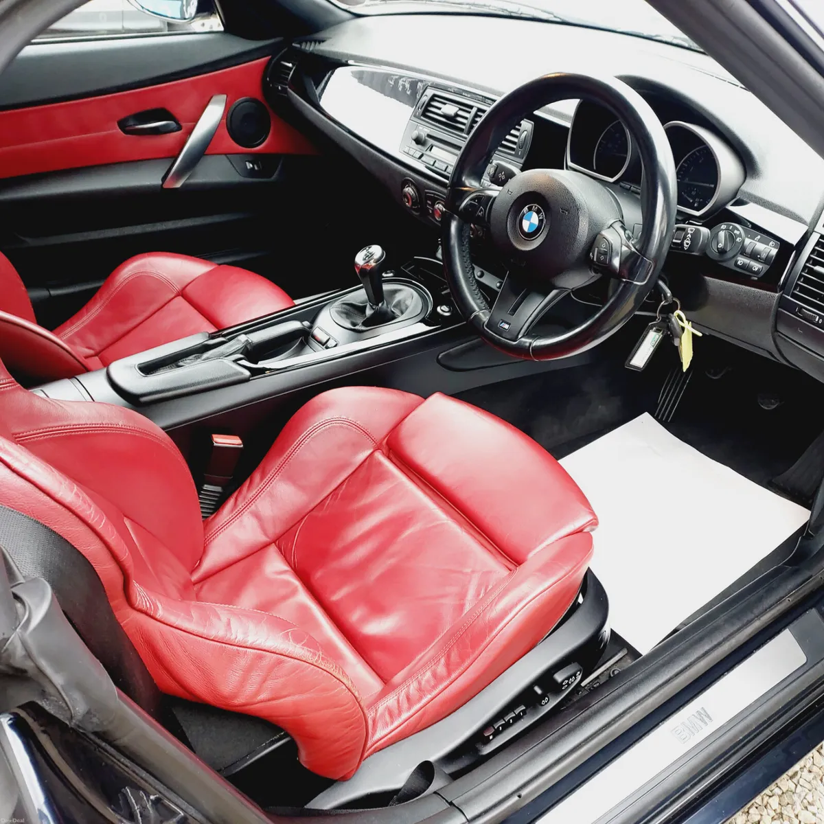 BMW Z4 2008 - 3.0 Si - MANUAL - CONVERTIBLE - Image 4