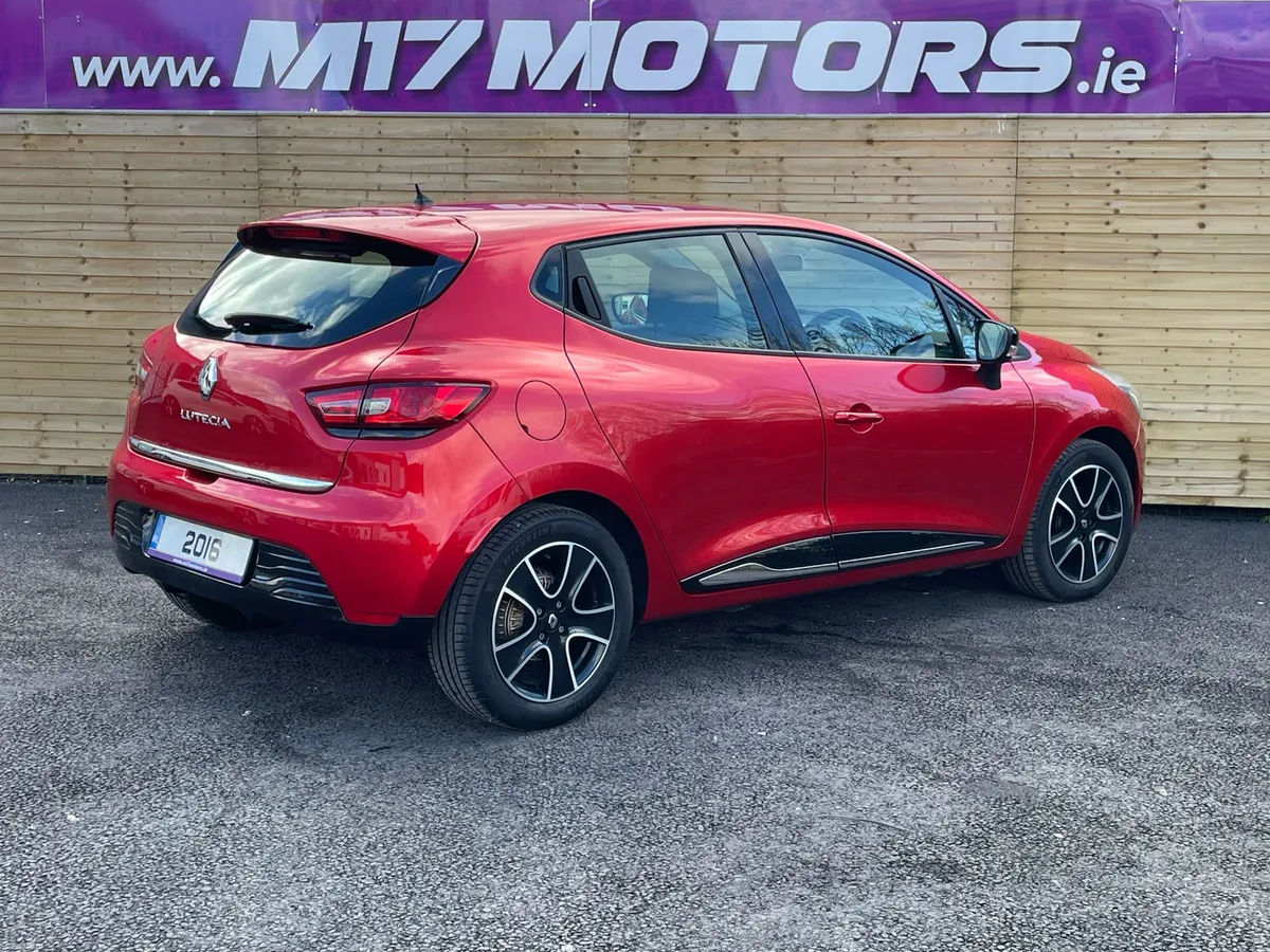 RENAULT CLIO 1.2 AUTO ONLY 27KMS - Image 4