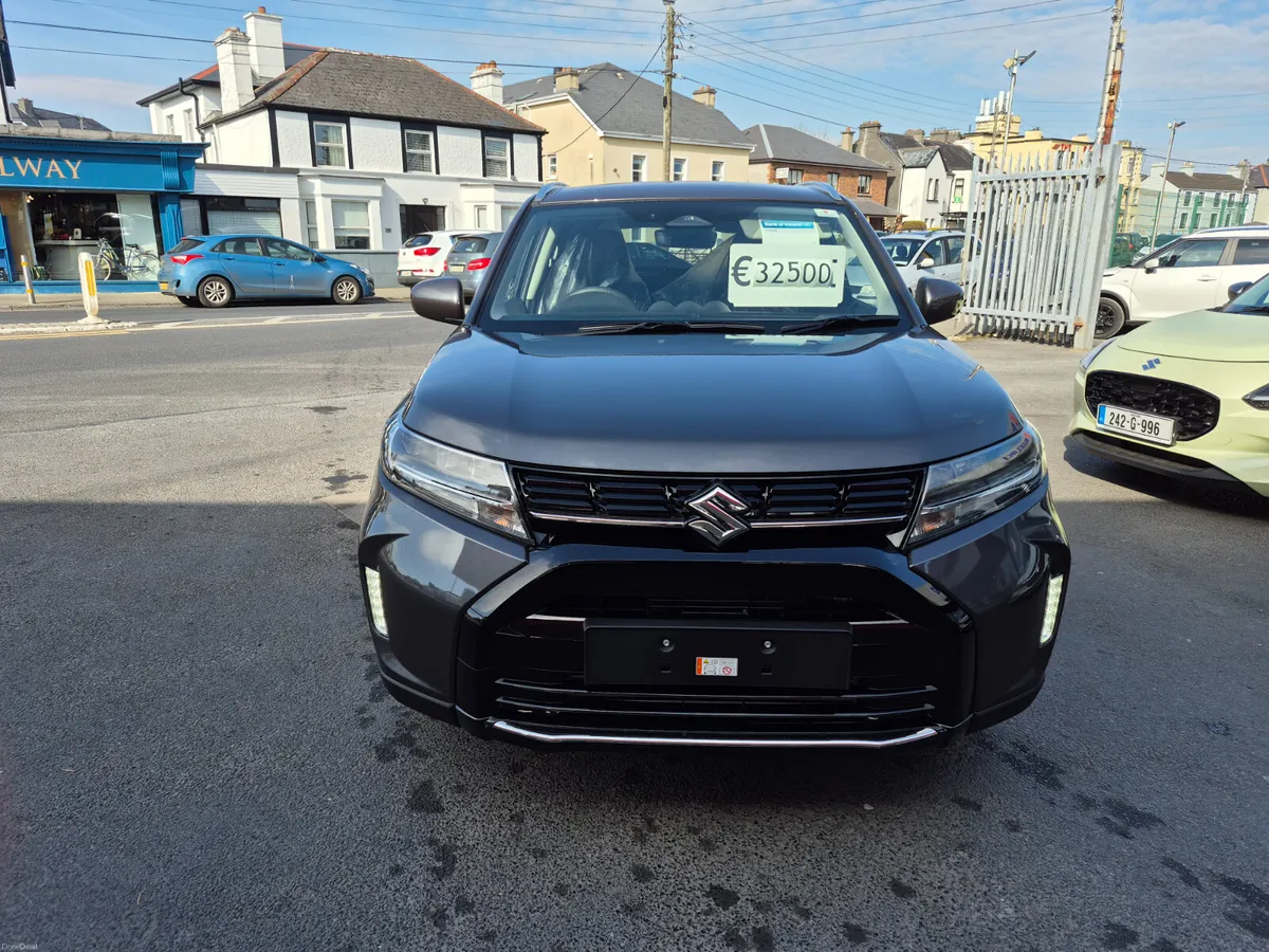 New Suzuki Vitara 1.4 Motion 0% Finance - Image 3