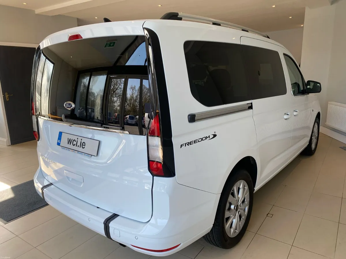 Wheelchair Accessible Ford Tourneo Connect - Image 5