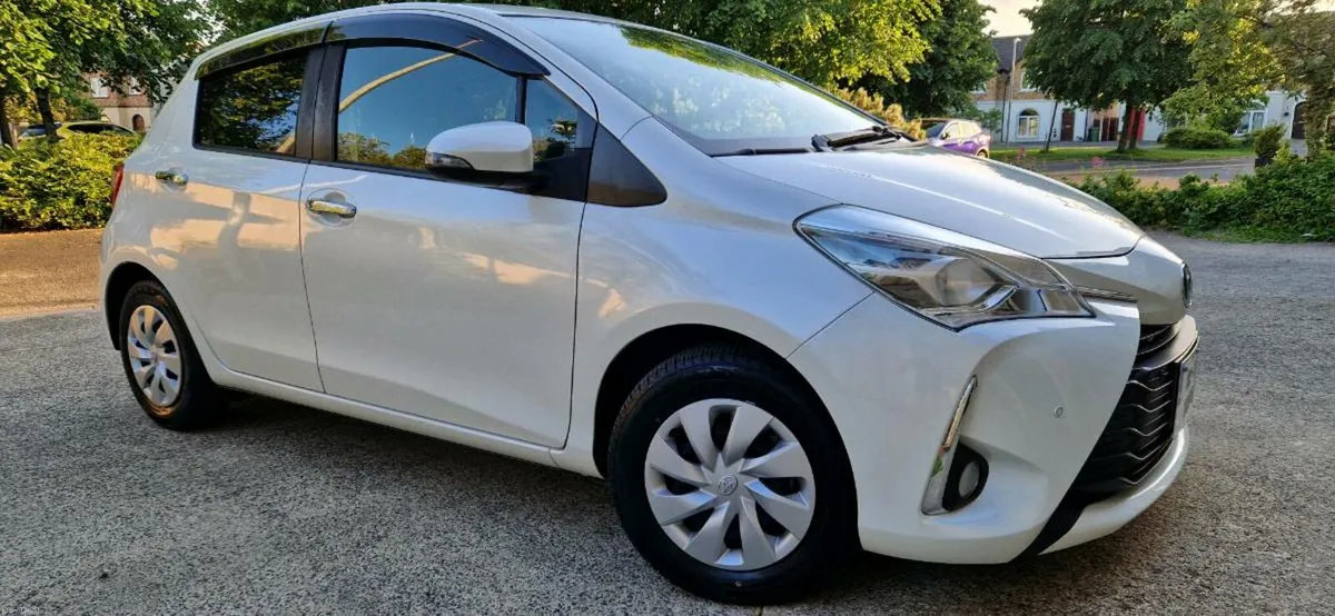 Toyota Yaris/Vitz F Safety Edition 3 High Spec 67k - Image 2