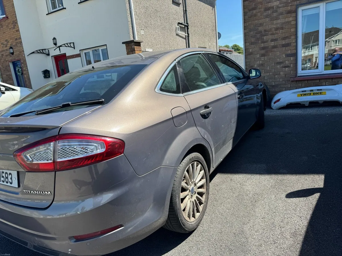 Ford Mondaeo 2015 - Image 5
