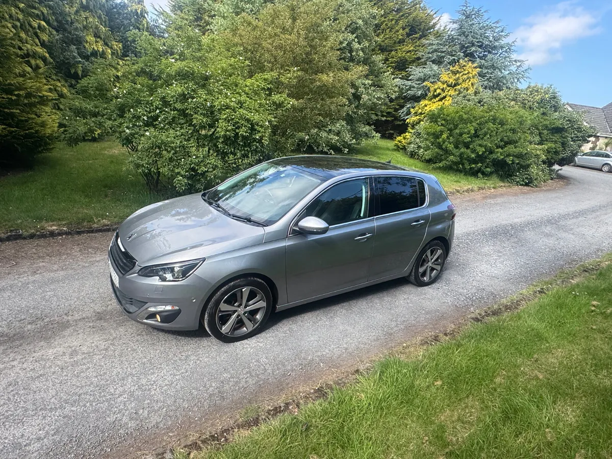 15 Peugeot 308 1.2 AUTOMATIC - Image 4