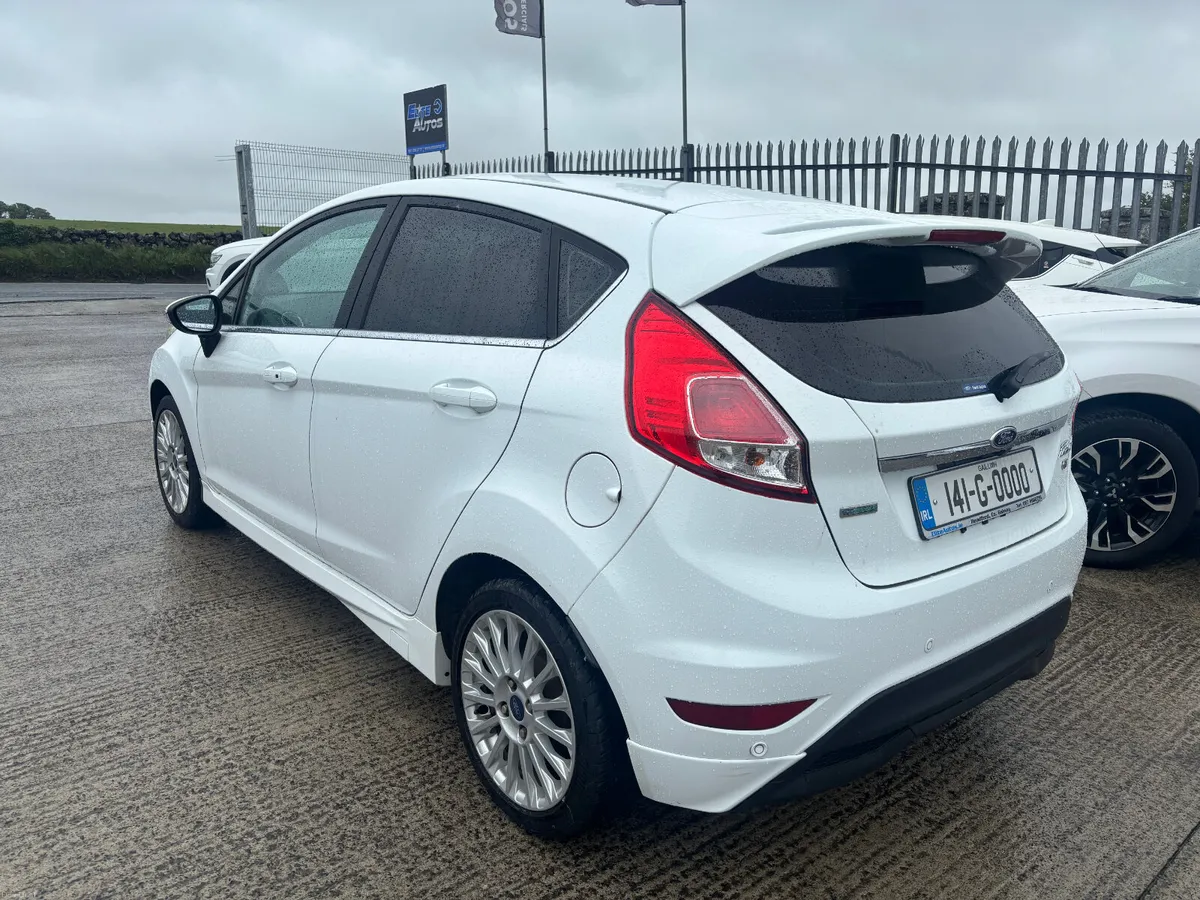 Ford Fiesta Eco Boost 2014 - Image 2