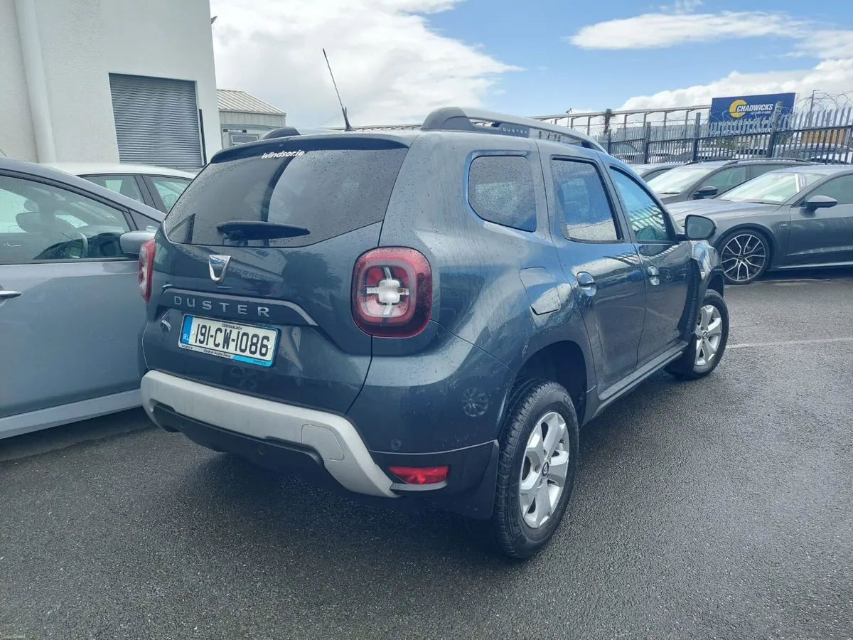 19 Dacia Duster 1.5 Diesel Rev Camera - Image 6