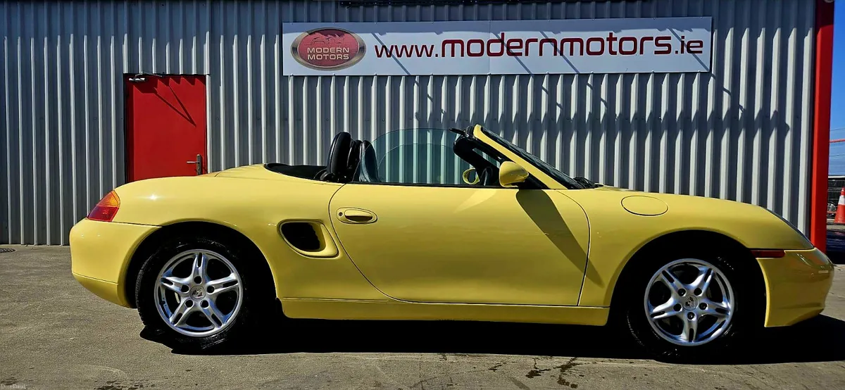 Porsche Boxster roadster 2.5 manual 204bhp low mls - Image 5