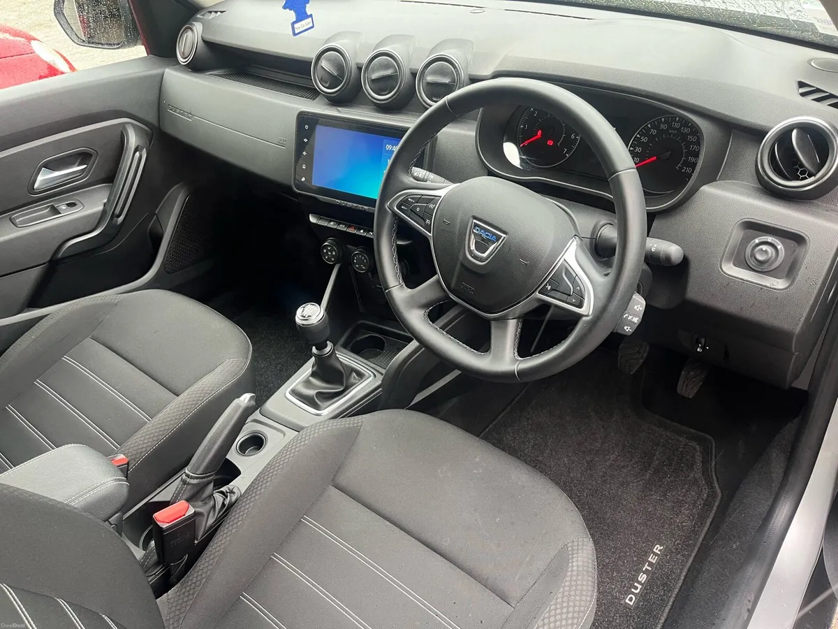 222 DACIA DUSTER 19,000KM - Image 3