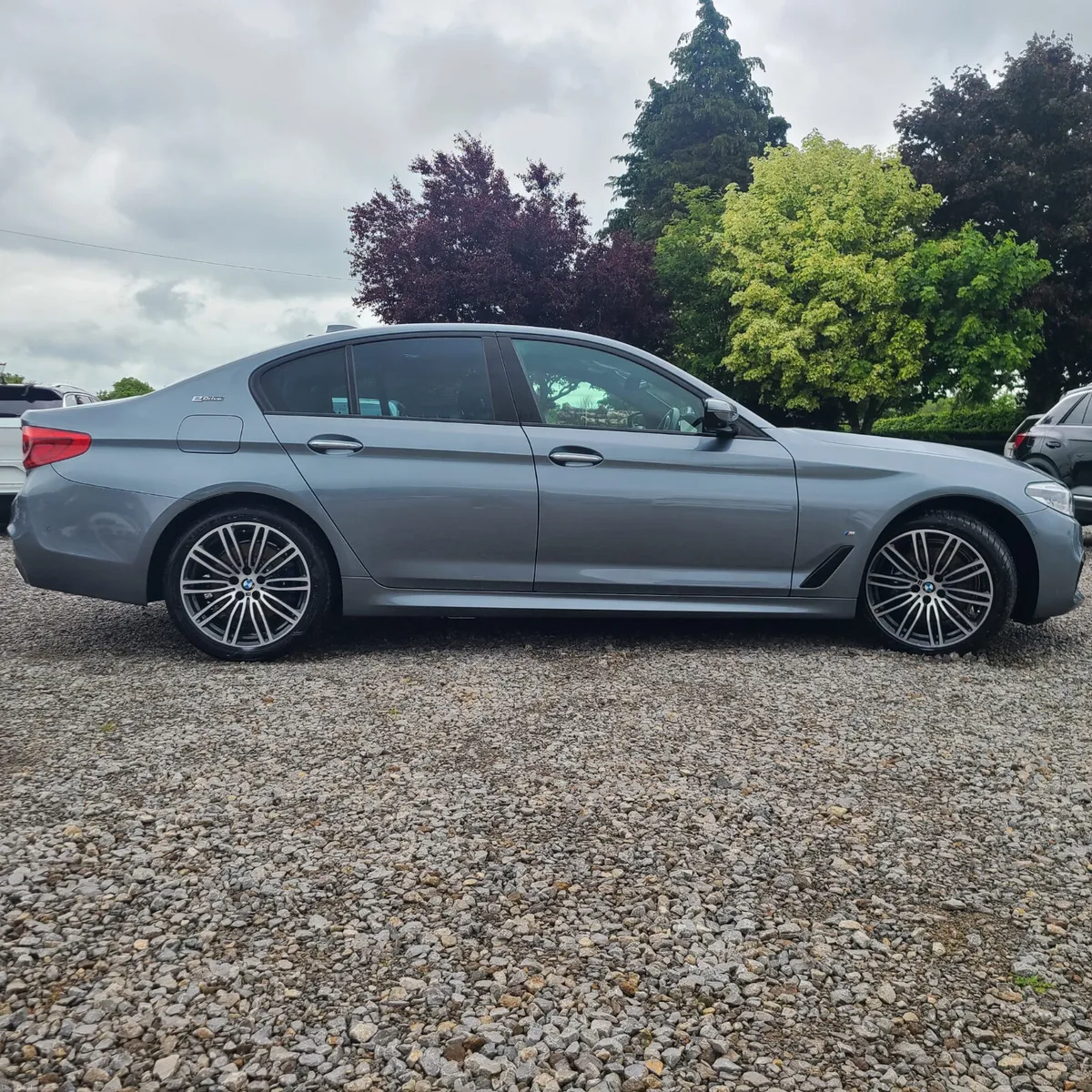 2019 BMW 530e M Sport ED Joy Plus - Image 4
