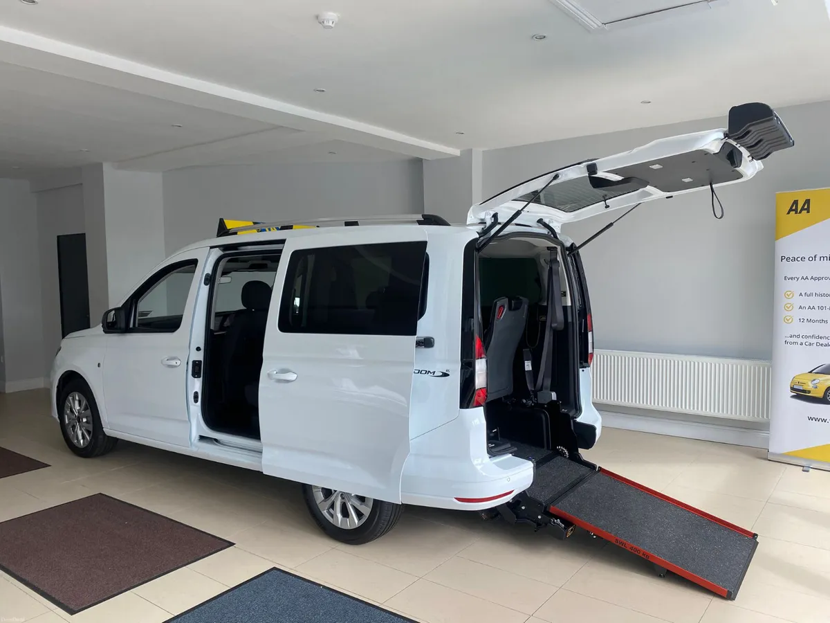 Ford Tourneo Connect Taxi Spec - Image 4