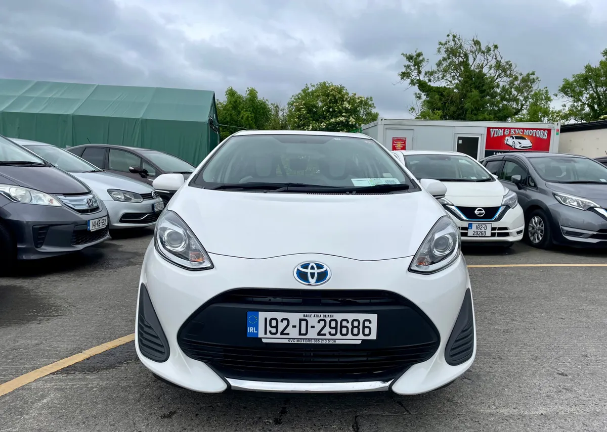 TOYOTA AQUA 2019 (1.5, HYBRID ) - Image 3