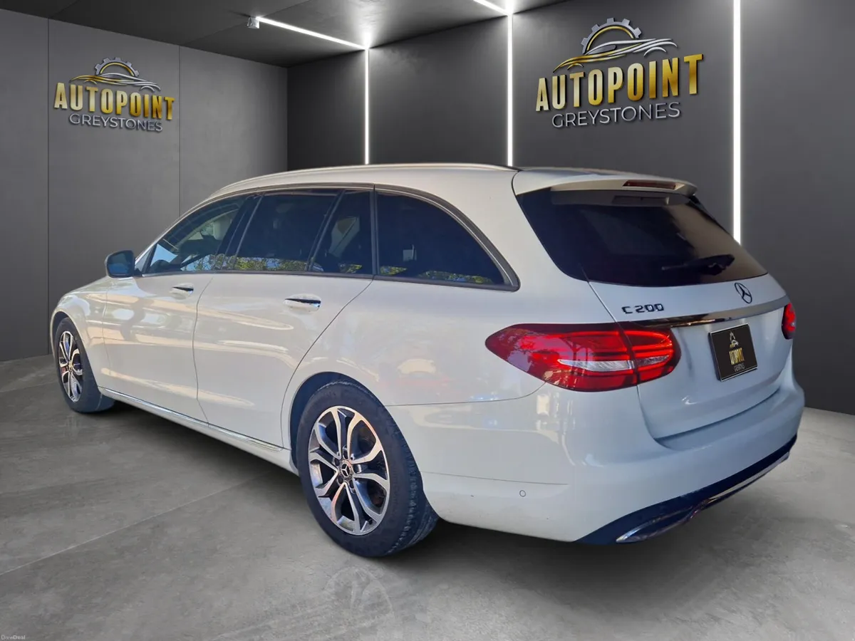 Mercedes C200 estate - Image 4