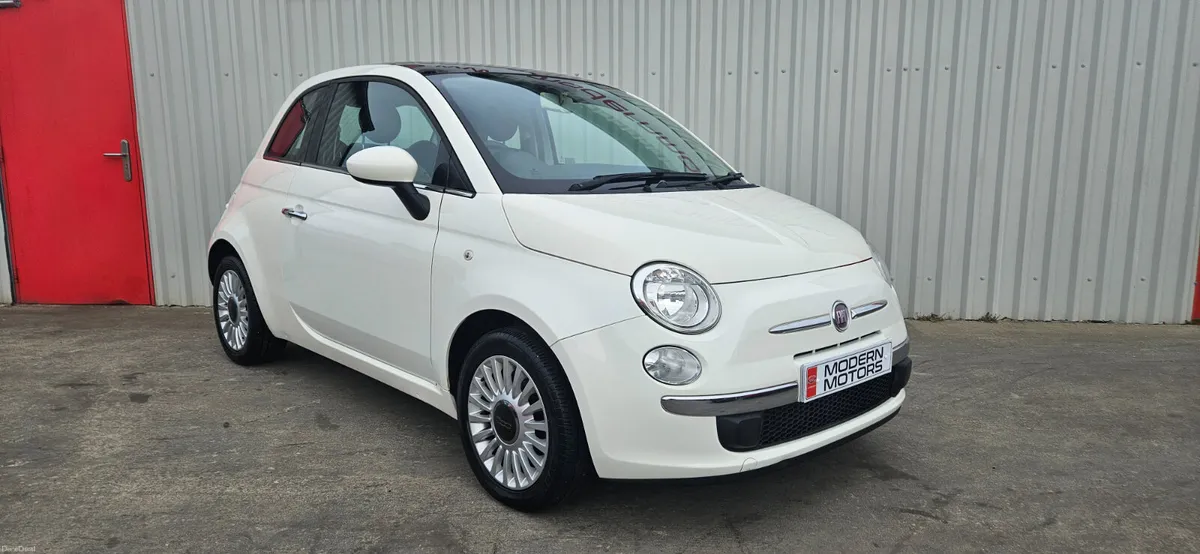 Fiat 500 1.2 lounge low miles - Image 3