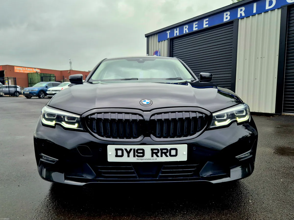 2019 BMW 320D SE FULL BMW S/H ,2 KEYS, 1 OWNER - Image 3