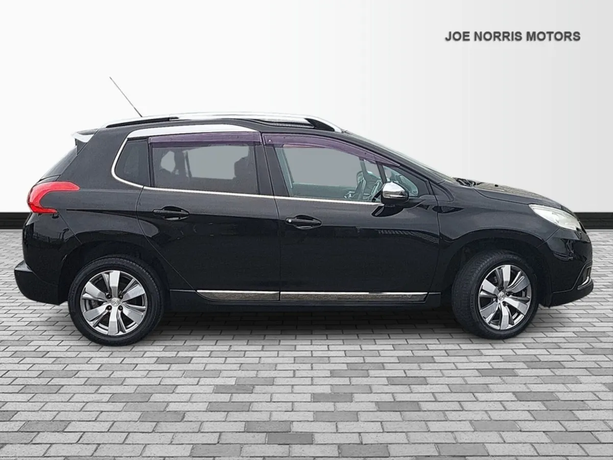 Peugeot 2008 1.2 GT Line Automatic Leather - Image 4