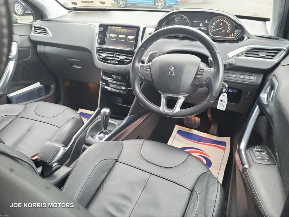 Peugeot 2008 1.2 GT Line Automatic Leather - Image 6
