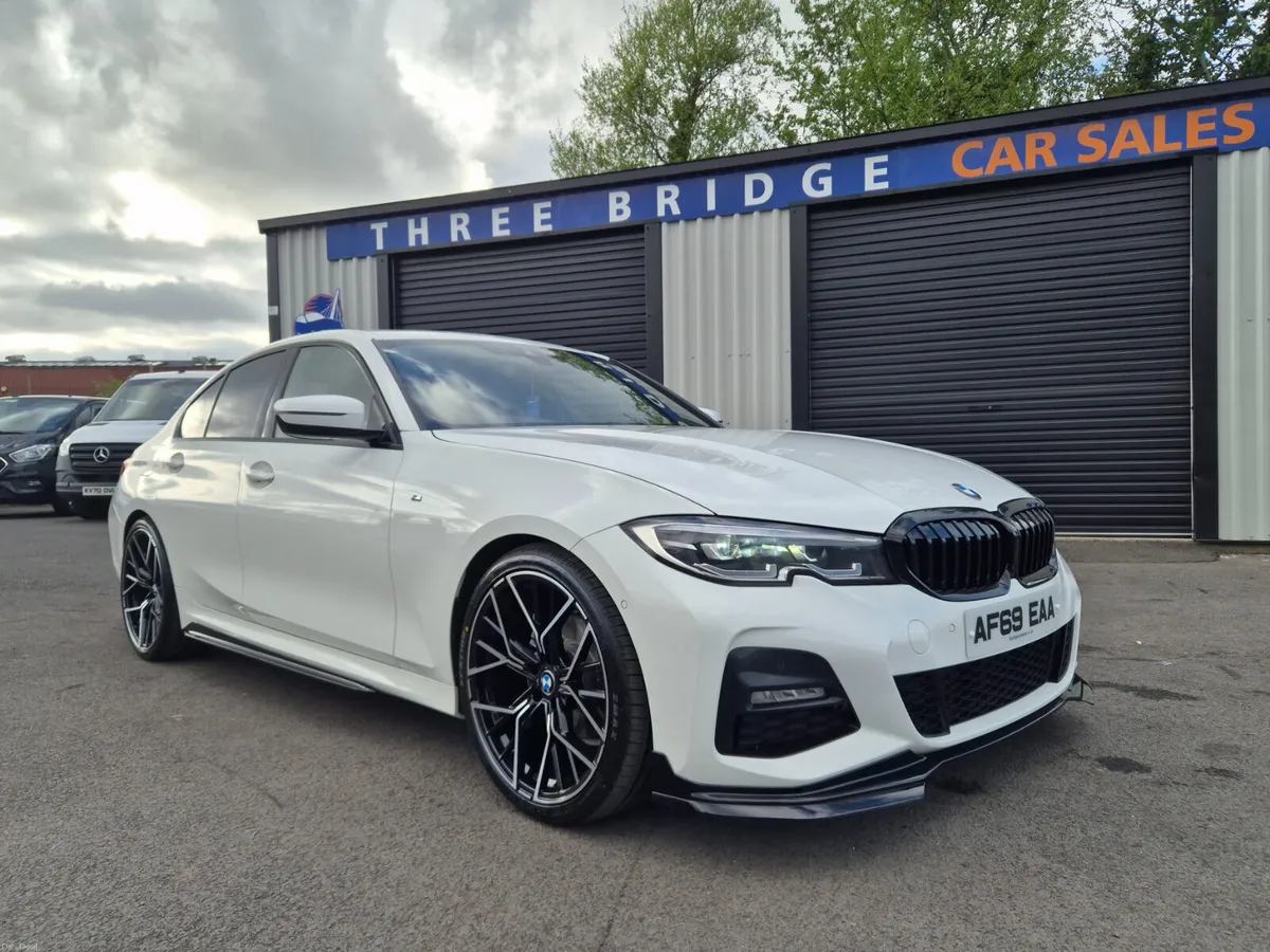 2019 BMW 320D M-SPORT. FSH,2 KEYS 1 OWNER, M KIT - Image 2