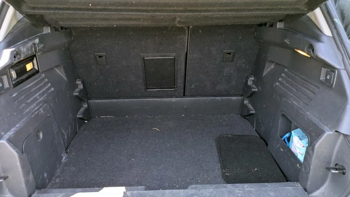 Peugeot 3008 AUTOMATIC - Image 2