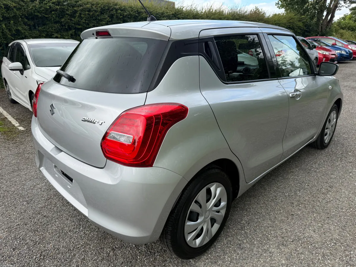 Suzuki Swift 1.650km!!! - Image 5