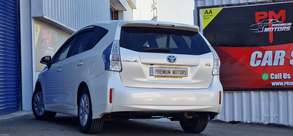 Toyota Prius 7 Seater AA Approved - Image 4