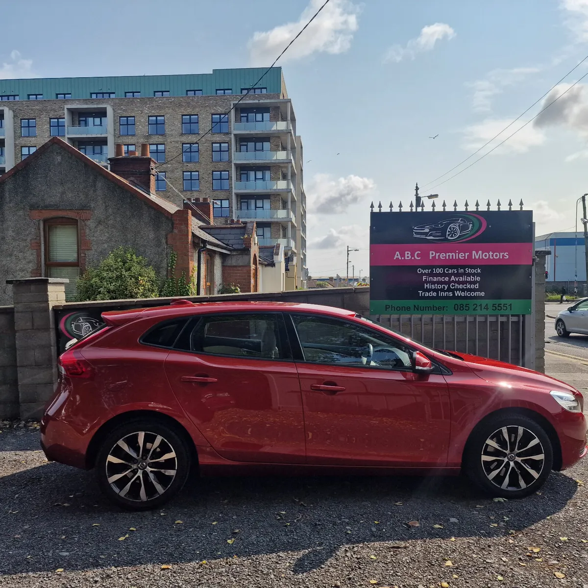 Volvo V40  Automatic New Nct 03/27 - Image 4