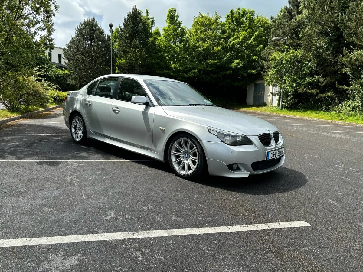 BMW 523i M.Sport Auto - Image 1