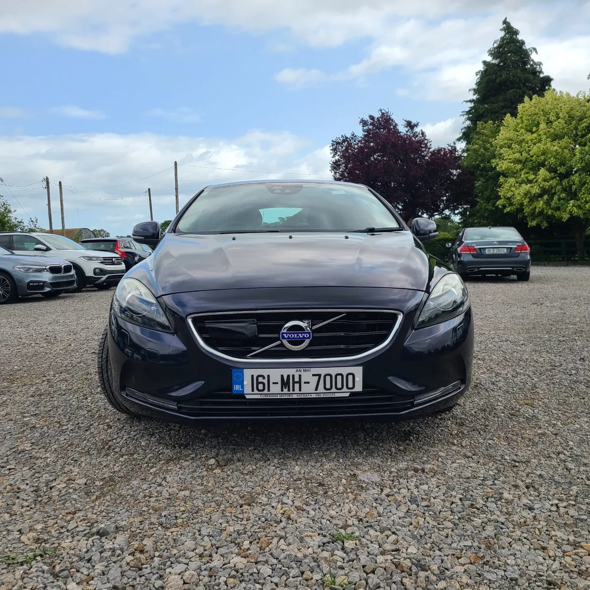Volvo V40 2016 - Image 2