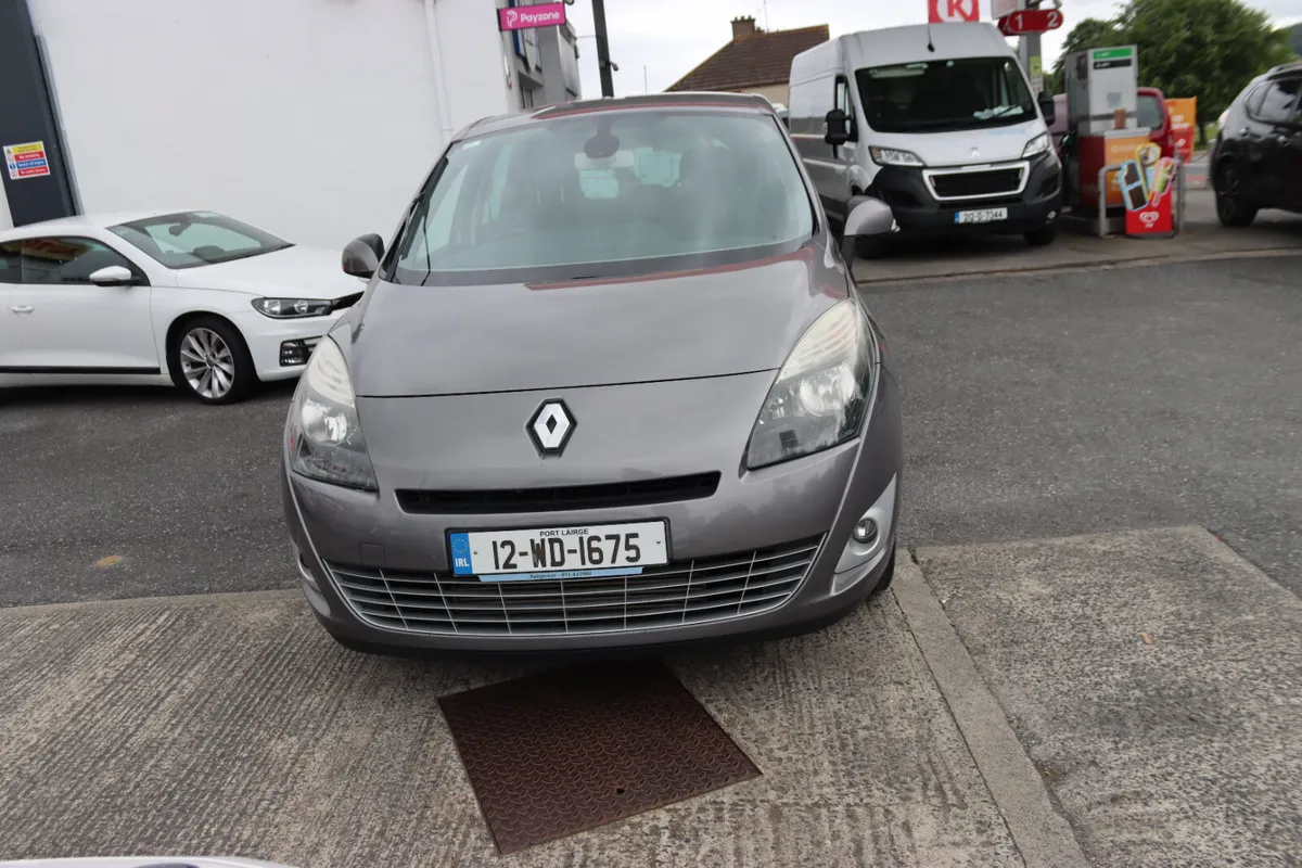 2012 Renault Grand Scenic  7-seater 1.5DCi Dynami - Image 2