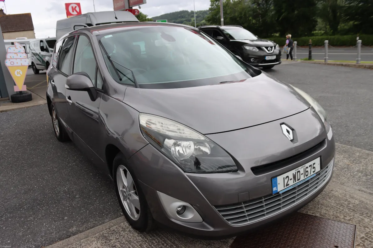 2012 Renault Grand Scenic  7-seater 1.5DCi Dynami - Image 1
