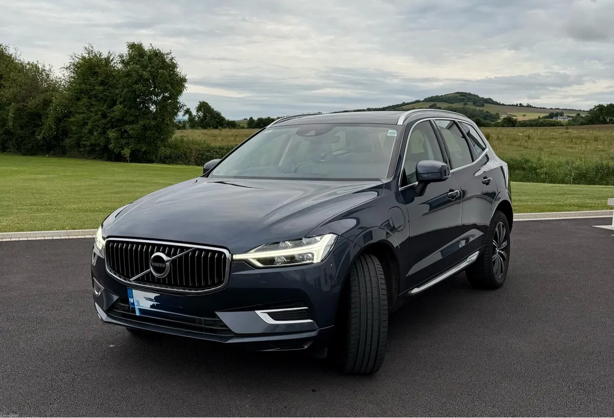 Pristine 202 Volvo XC60 Inscription T8 PHEV AWD - Image 1