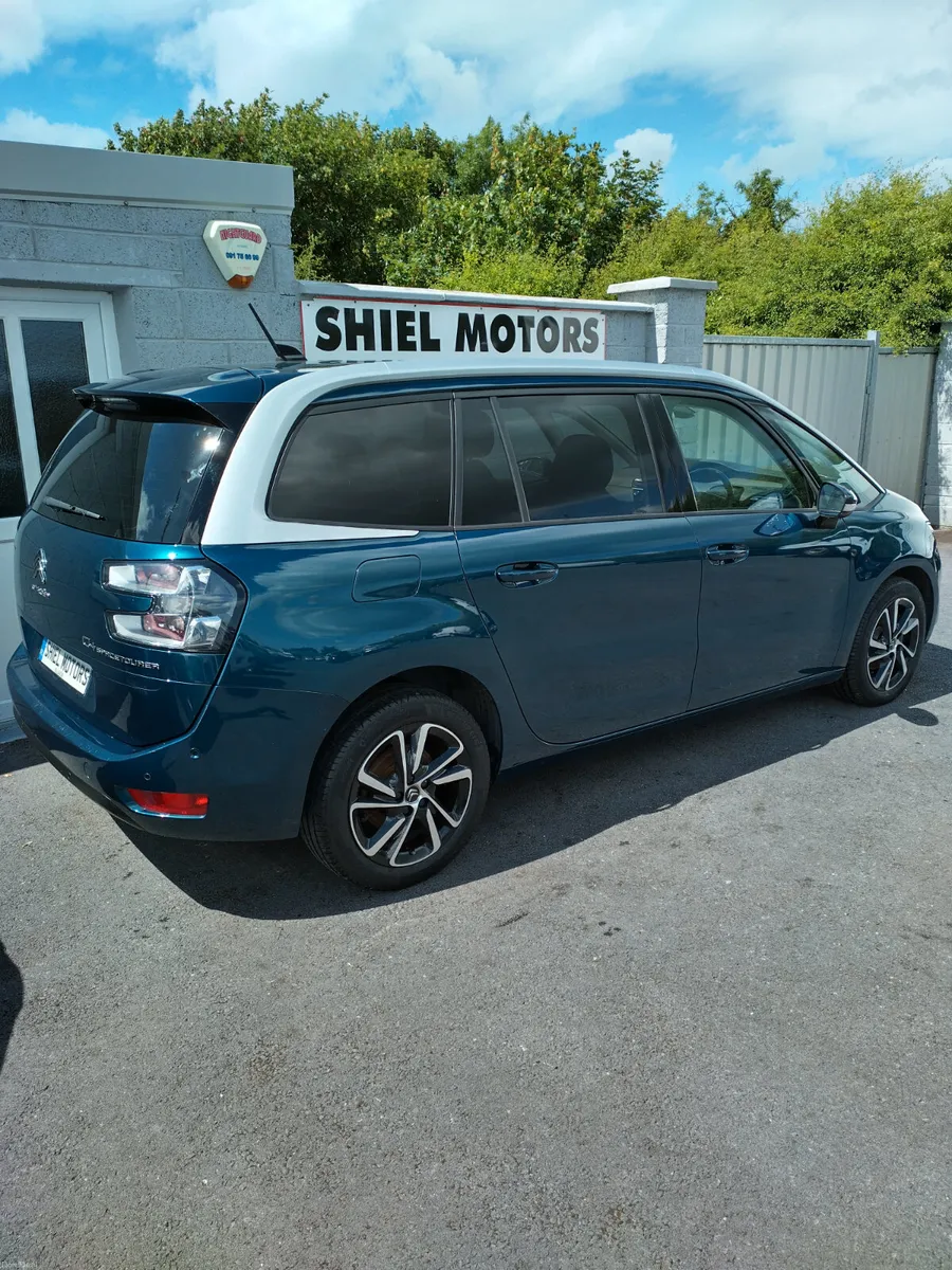 GRAND  PICASSO 2022  7 SEATS MANUAL, - Image 2