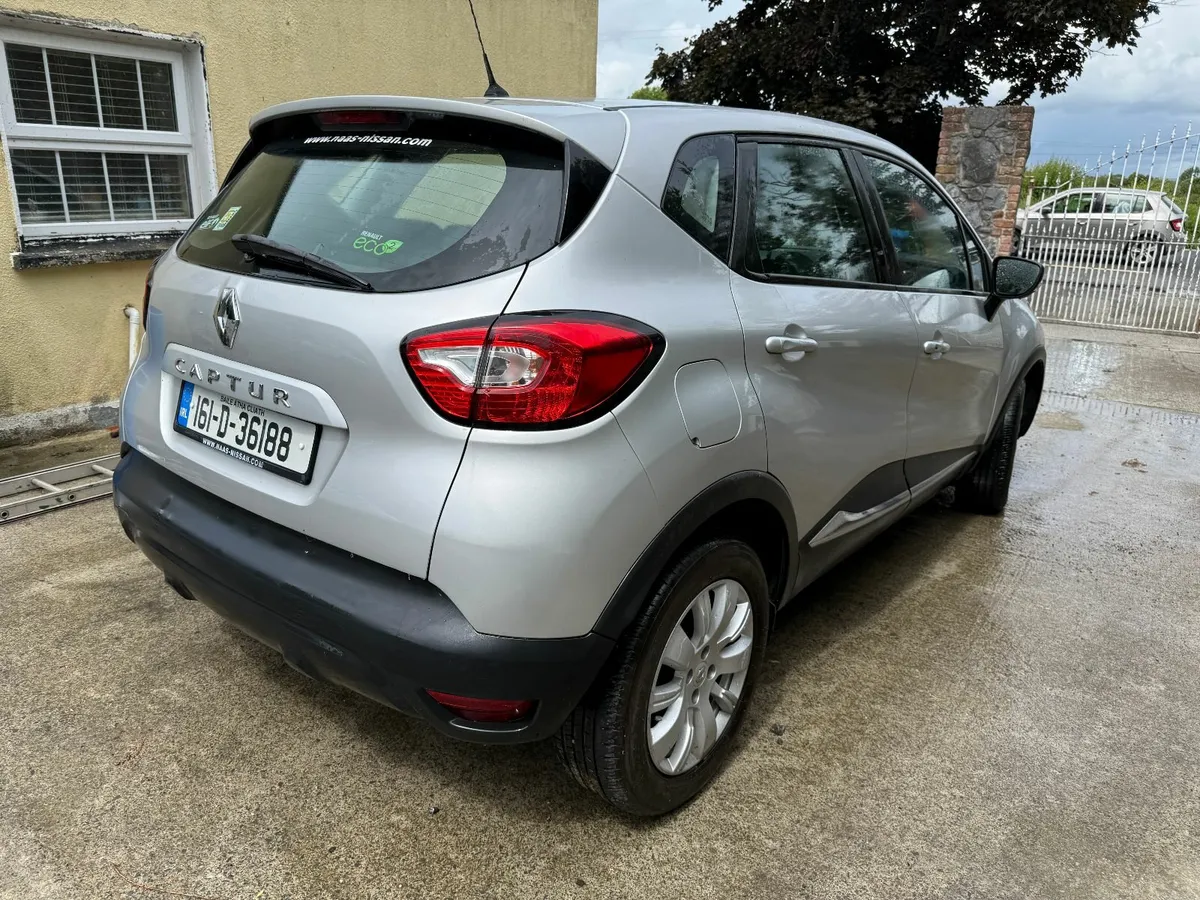 Renault Captur 2016 1.5d NCT07/26 - Image 3