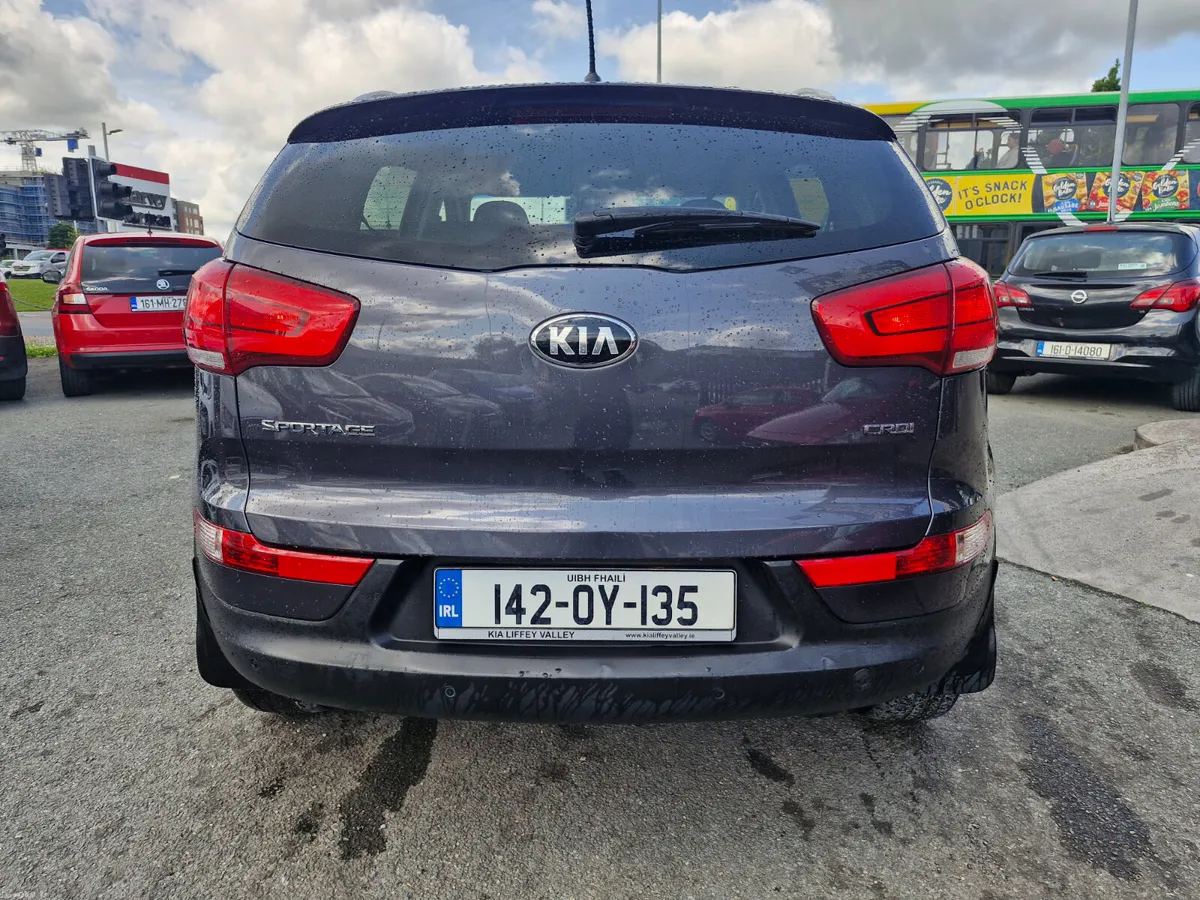 14 KIA SPORTAGE - Image 4