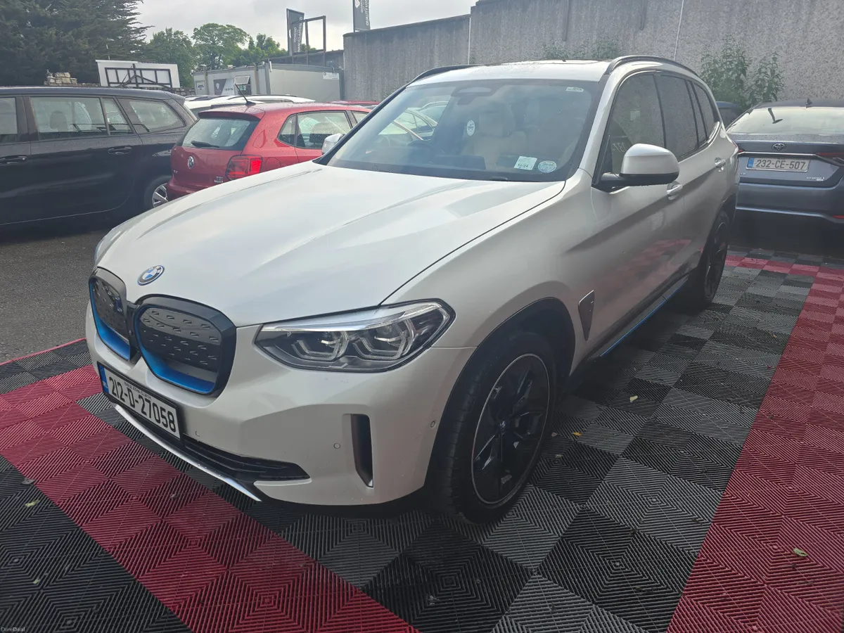 212 BMW iX3 new NCT 10/2027 BATTERY REPORT 98% - Image 3