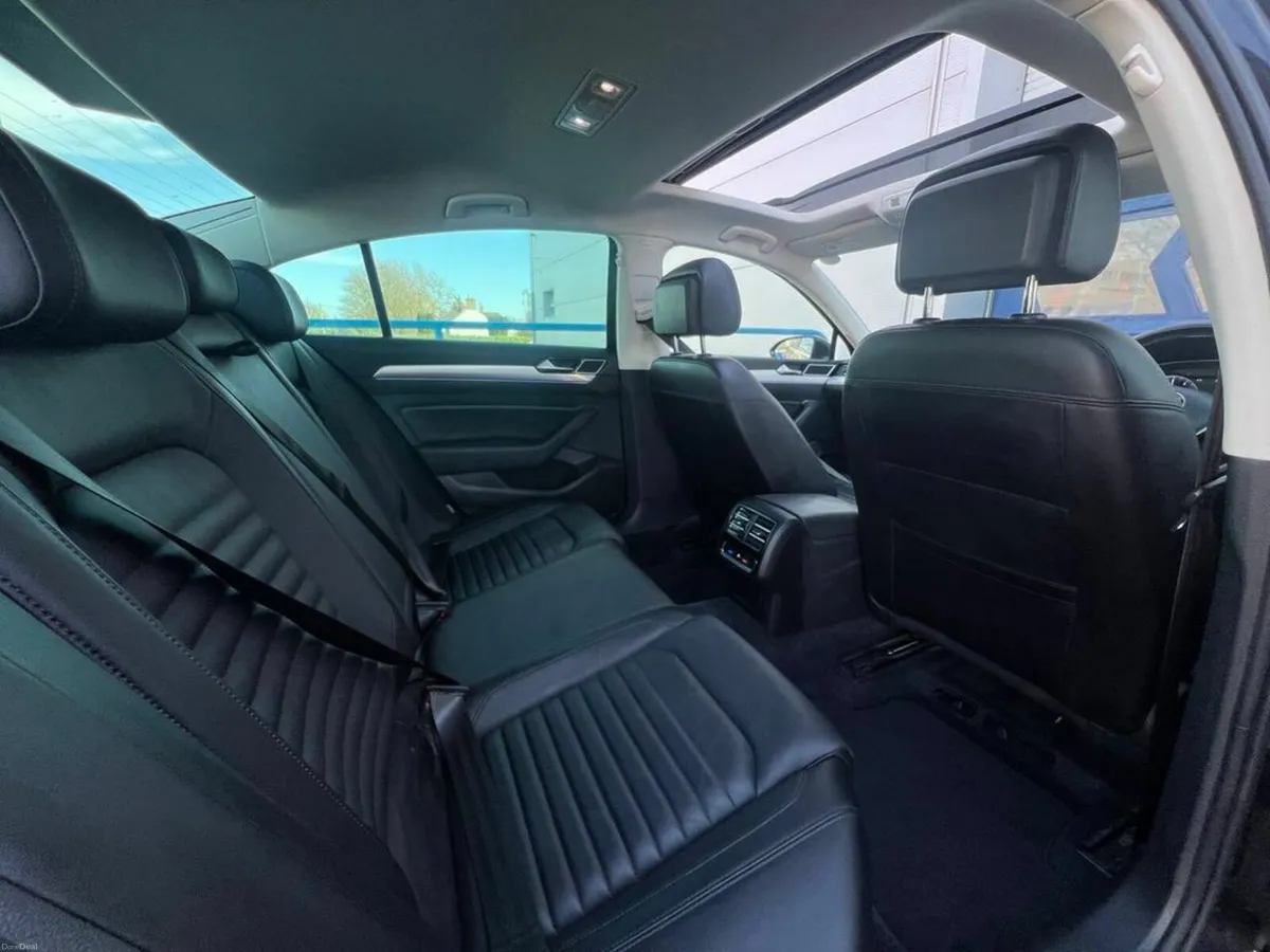 Volkswagen Passat GTE ADVANCE 1.4 HYBRID AUTO ** H - Image 4