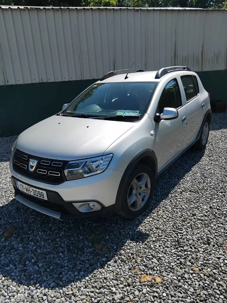Dacia Sandero Stepway 2017 Signature Price Drop - Image 1