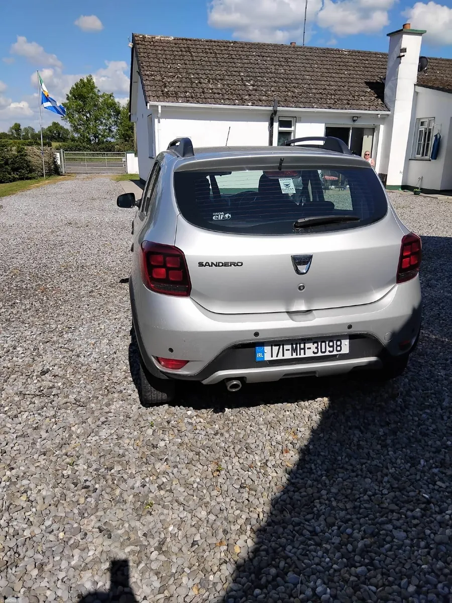 Dacia Sandero Stepway 2017 Signature Price Drop - Image 2