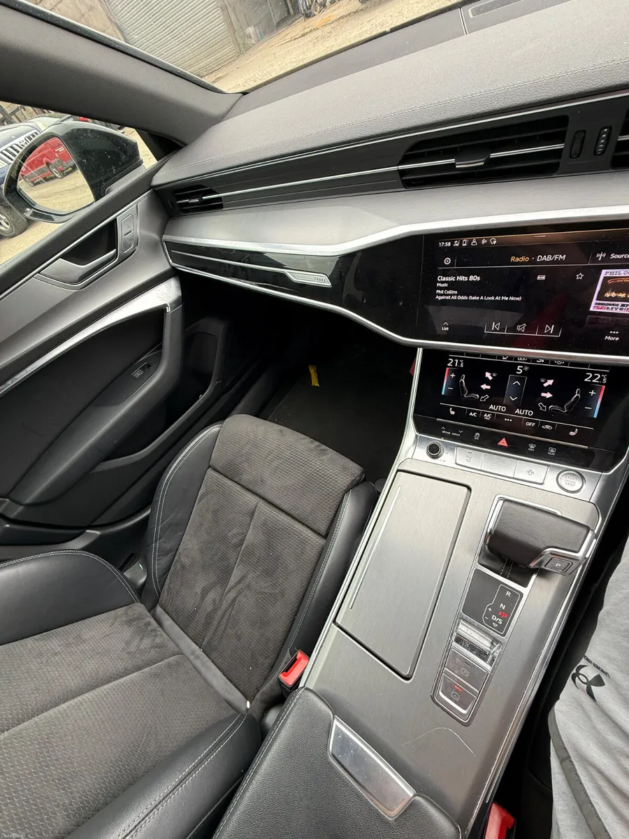 Black Edition Audi A7 2020 S-Line 40 TDI - Image 4